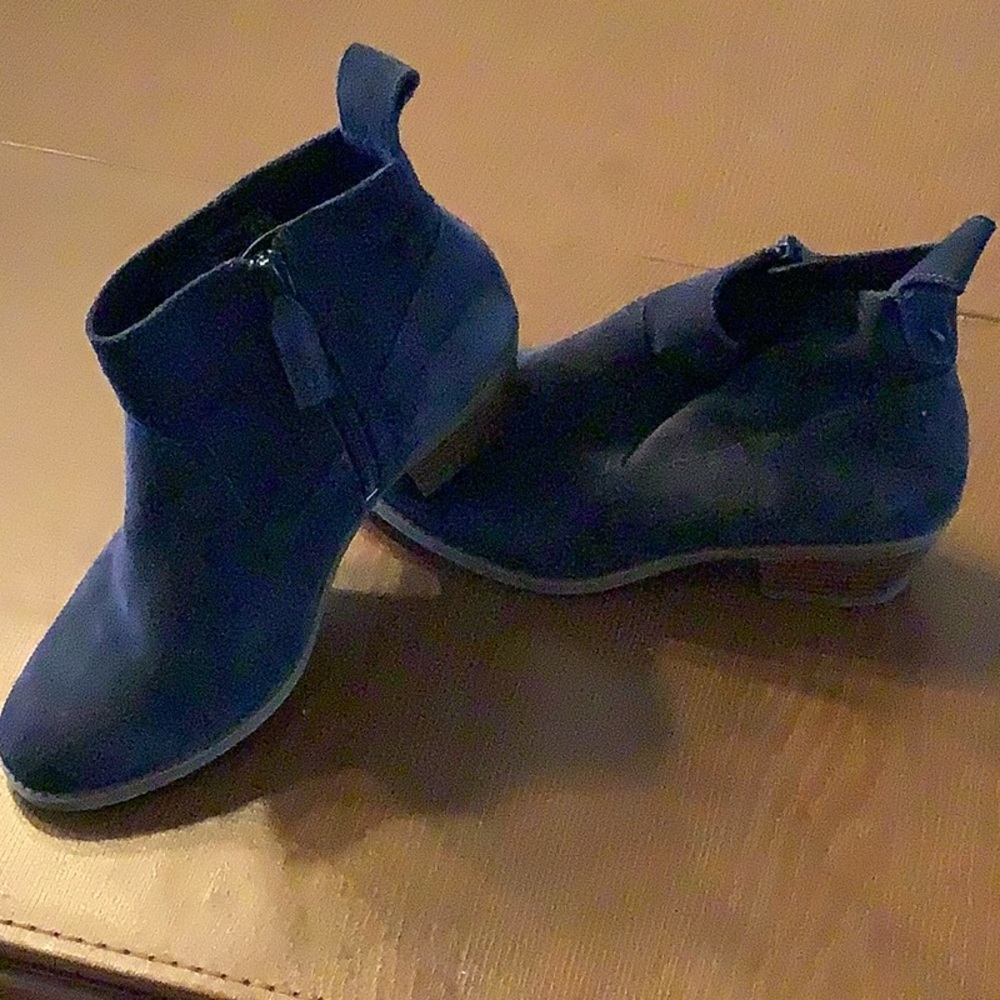 Vionic women’s bootie